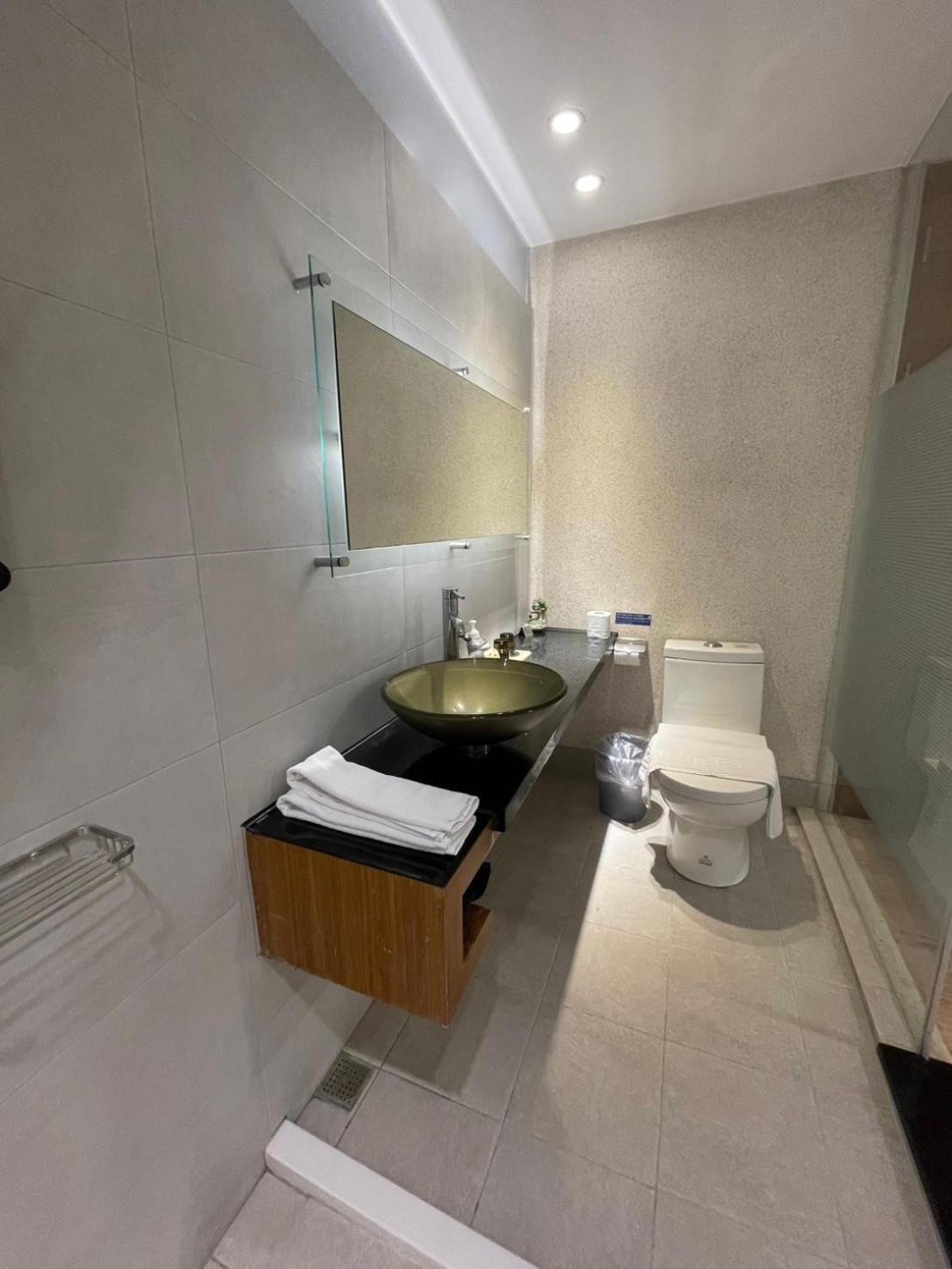 Bed and Breakfast Timing House Юйчі Екстер'єр фото
